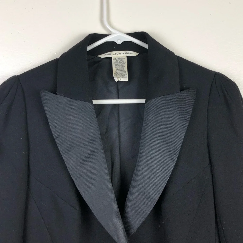 Diane Von Furstenberg Blazer with Flare Back Detail - Picture 3 of 6